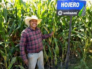 Salvador Macías Caro