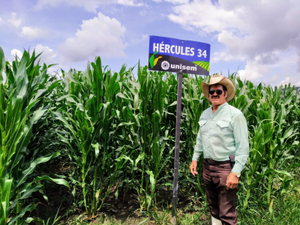 Carmelo Reyes González